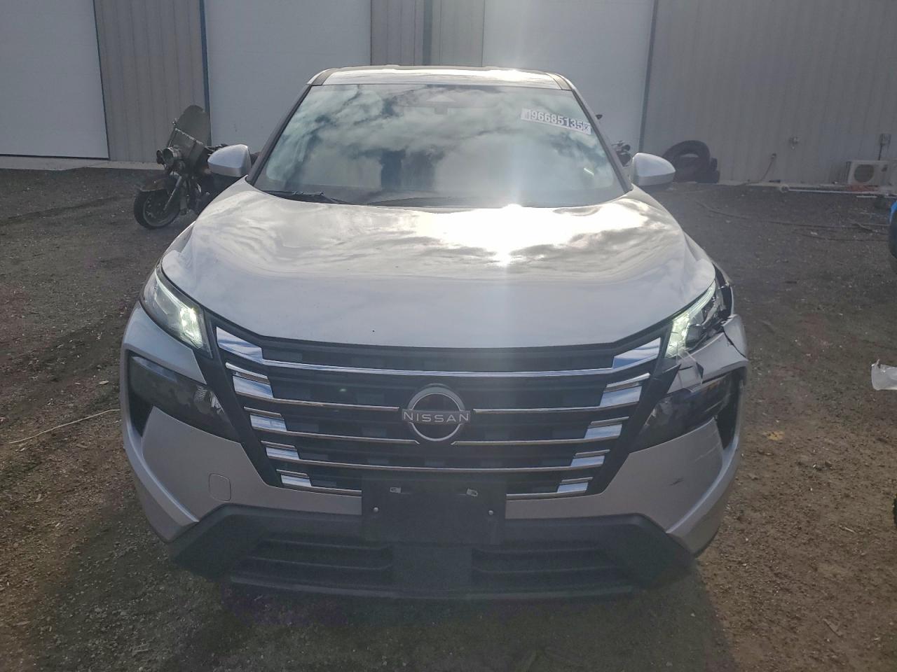 2025 NISSAN ROGUE SV photo 5