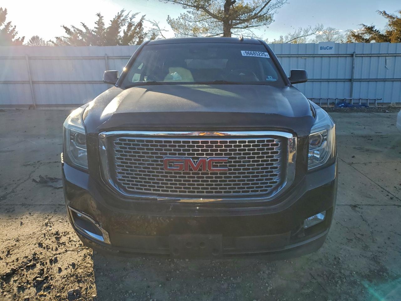 2015 GMC YUKON XL DENALI photo 5