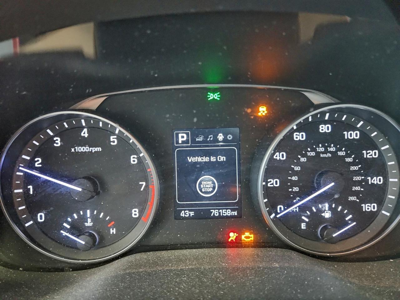 2017 HYUNDAI ELANTRA SE photo 9