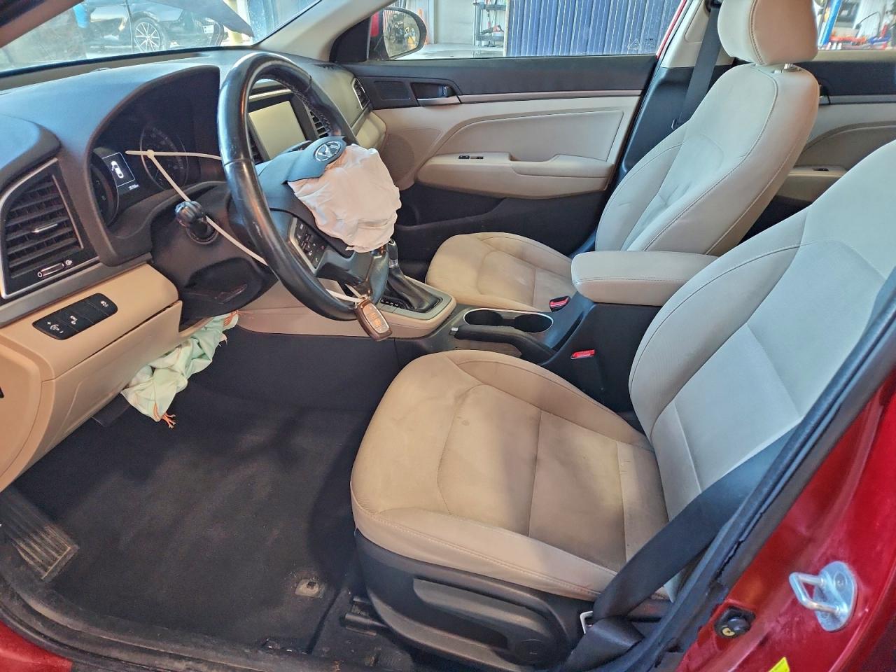 2017 HYUNDAI ELANTRA SE photo 7
