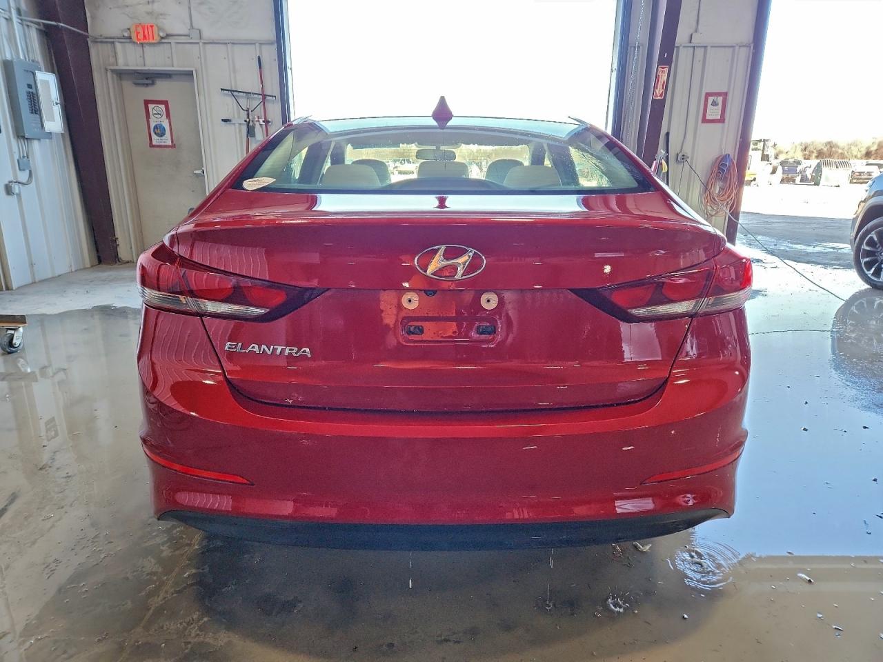 2017 HYUNDAI ELANTRA SE photo 6