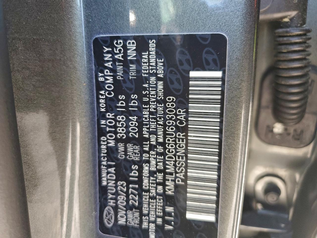 2024 HYUNDAI ELANTRA SEL photo 12