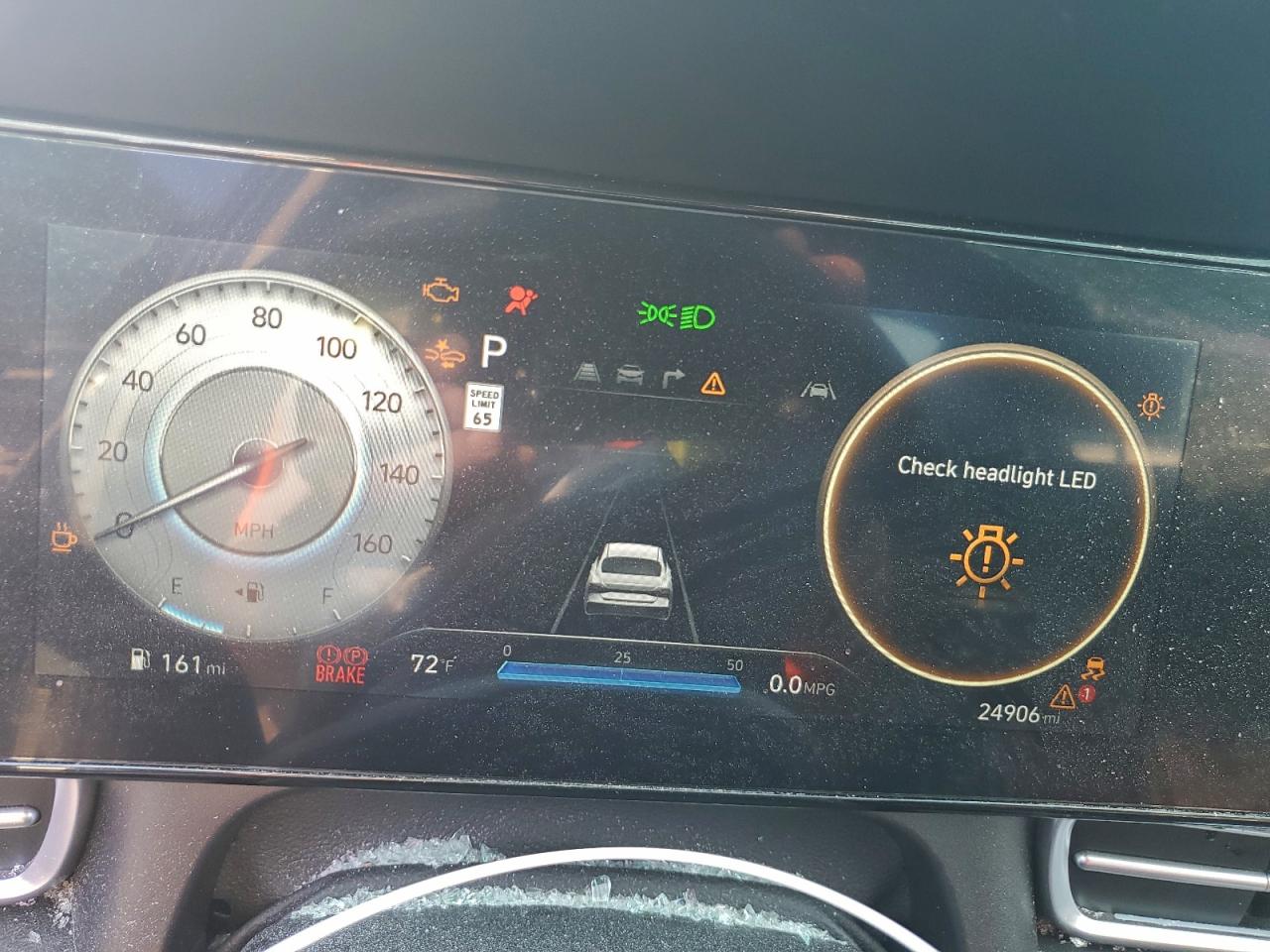 2024 HYUNDAI ELANTRA SEL photo 9