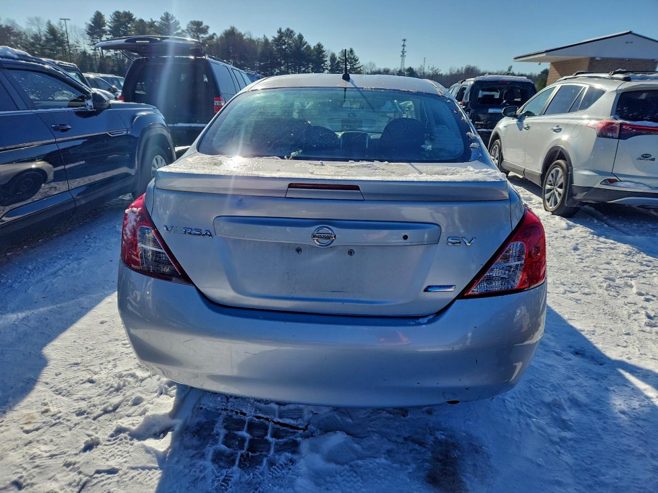 2014 NISSAN VERSA S photo 6