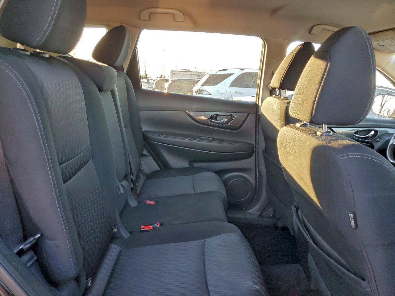 2017 NISSAN ROGUE S photo 11