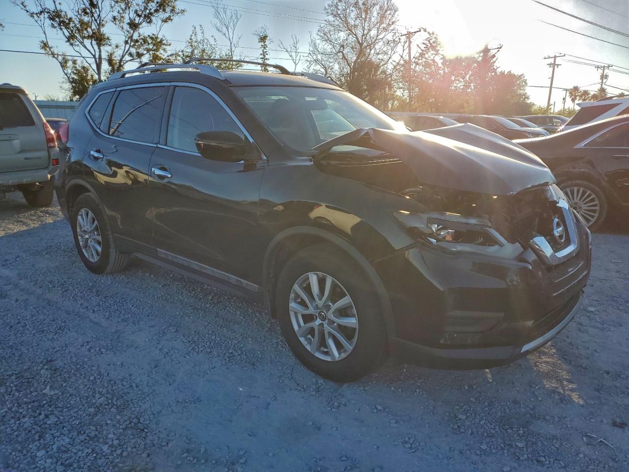 2017 NISSAN ROGUE S photo 4