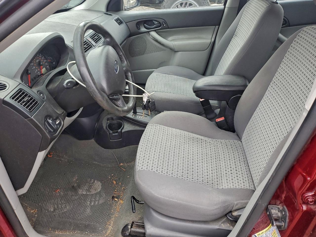 2006 FORD FOCUS ZX4 photo 7