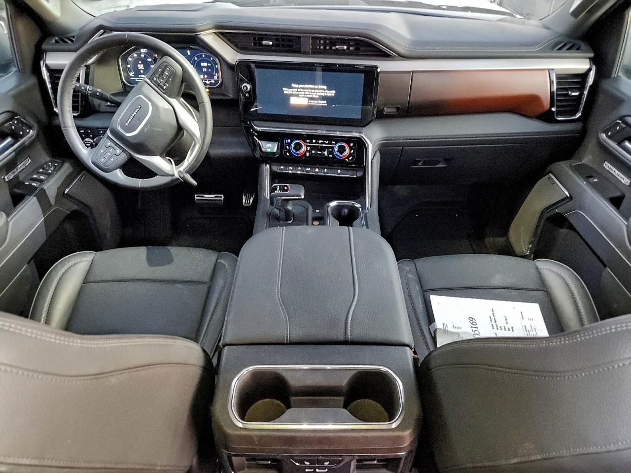 2025 GMC SIERRA K1500 DENALI photo 8