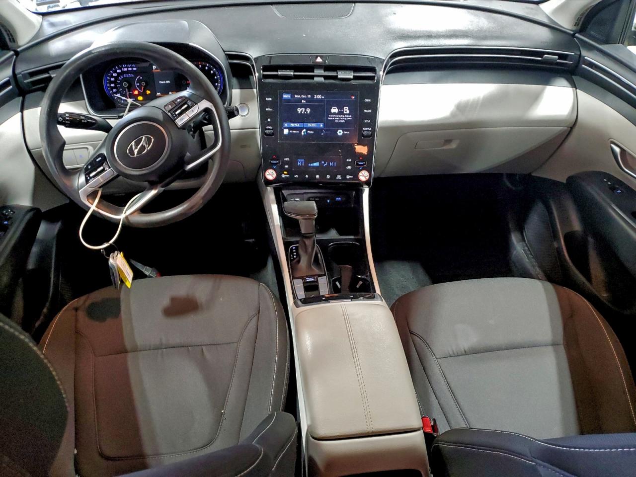 2024 HYUNDAI TUCSON SEL photo 8