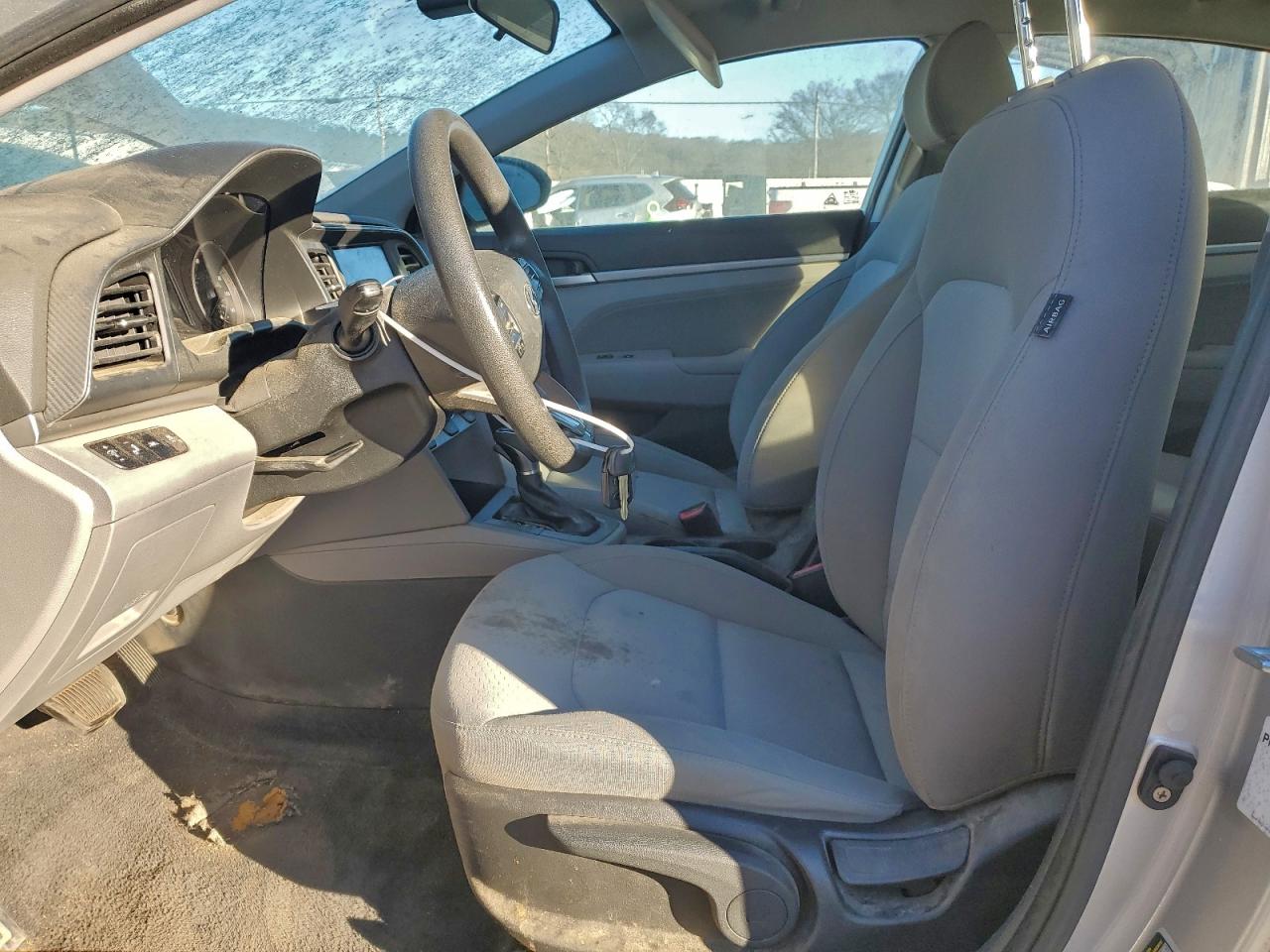 2019 HYUNDAI ELANTRA SEL photo 13