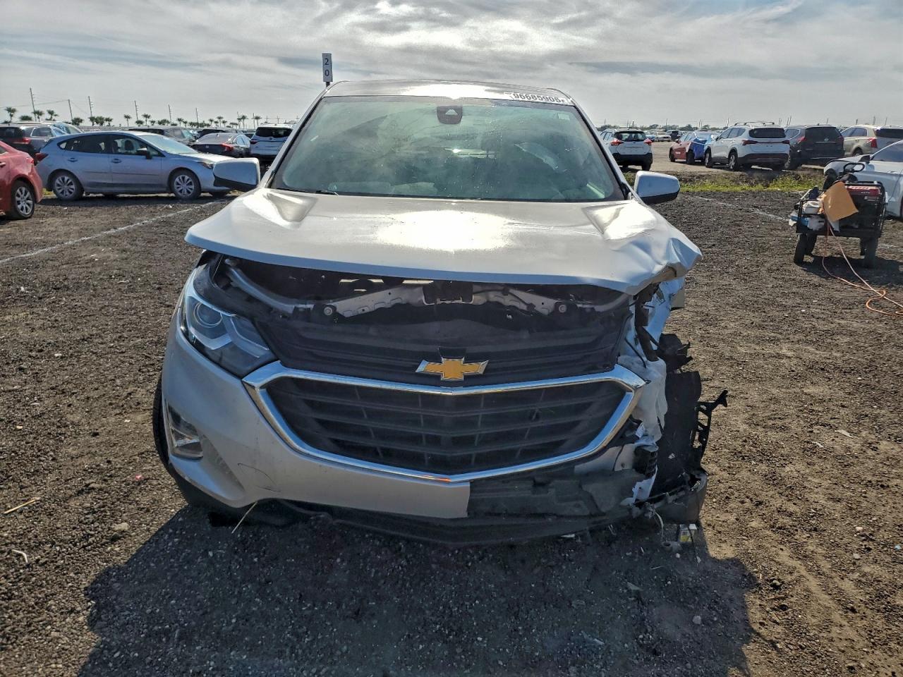 2021 CHEVROLET EQUINOX LT photo 5