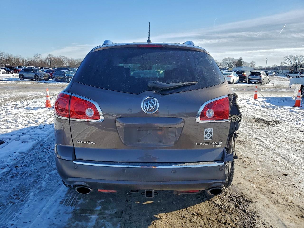 2011 BUICK ENCLAVE CXL photo 6