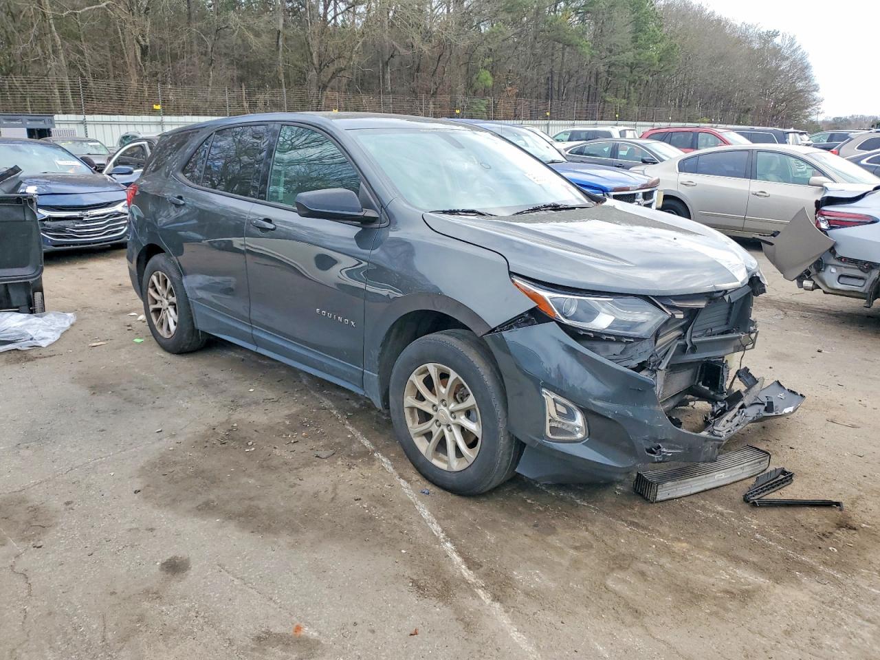 2019 CHEVROLET EQUINOX LS photo 4