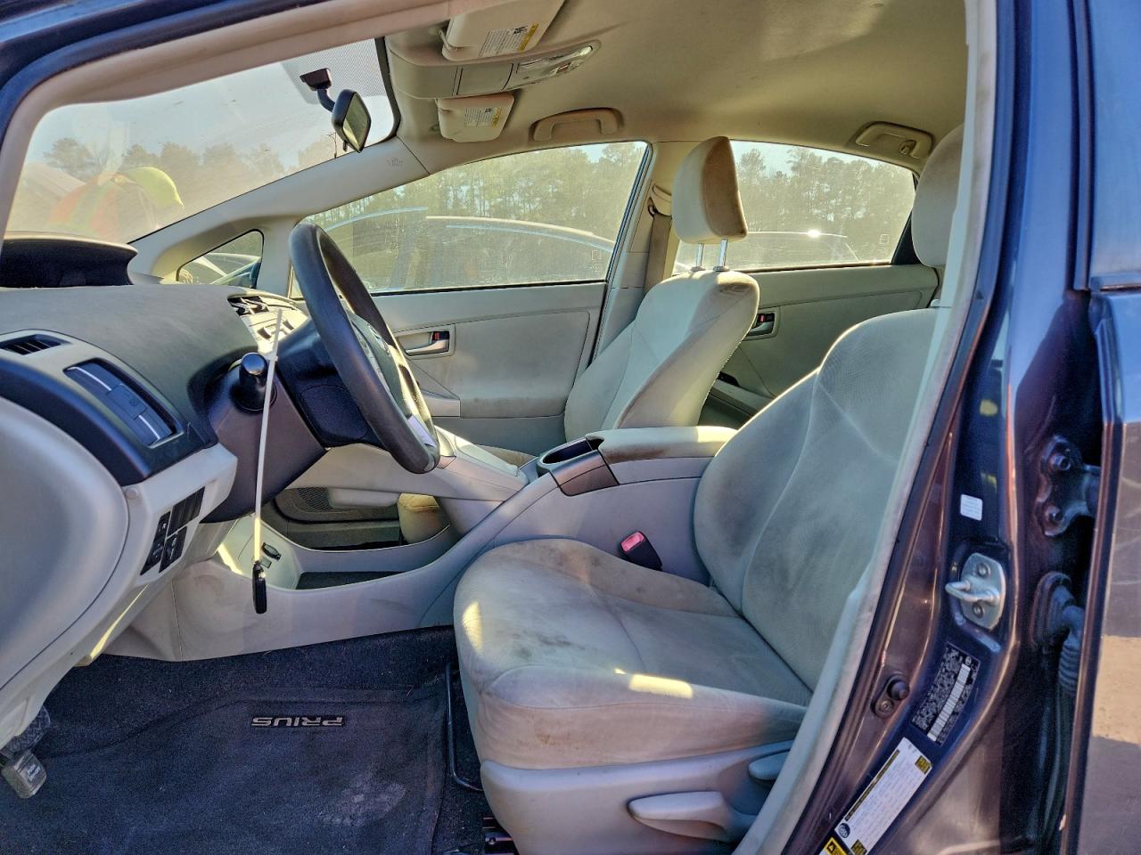 2013 TOYOTA PRIUS photo 7