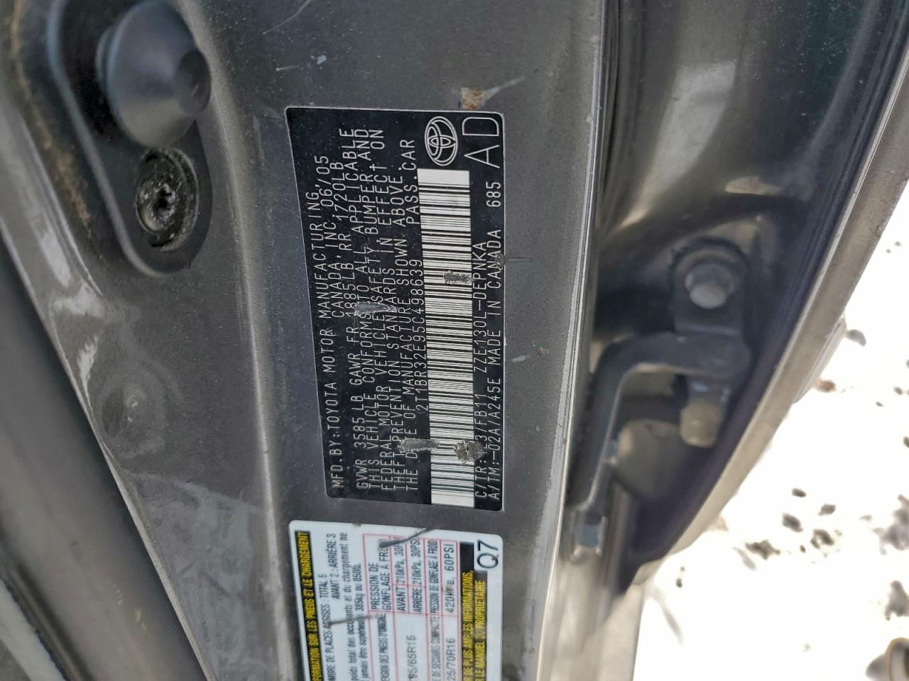 2005 TOYOTA COROLLA CE photo 13