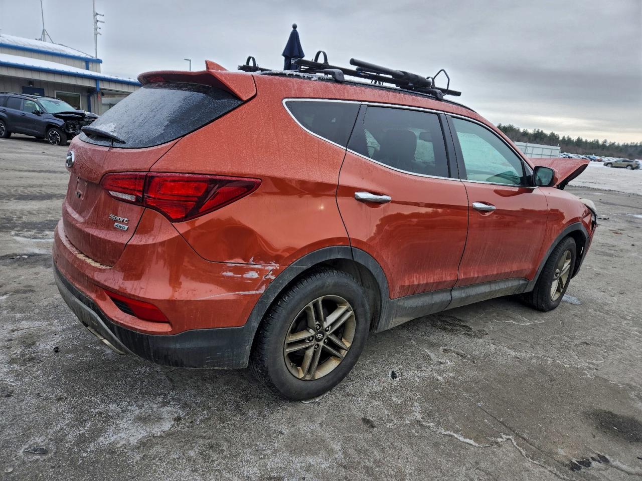 2017 HYUNDAI SANTA FE SPORT photo 3