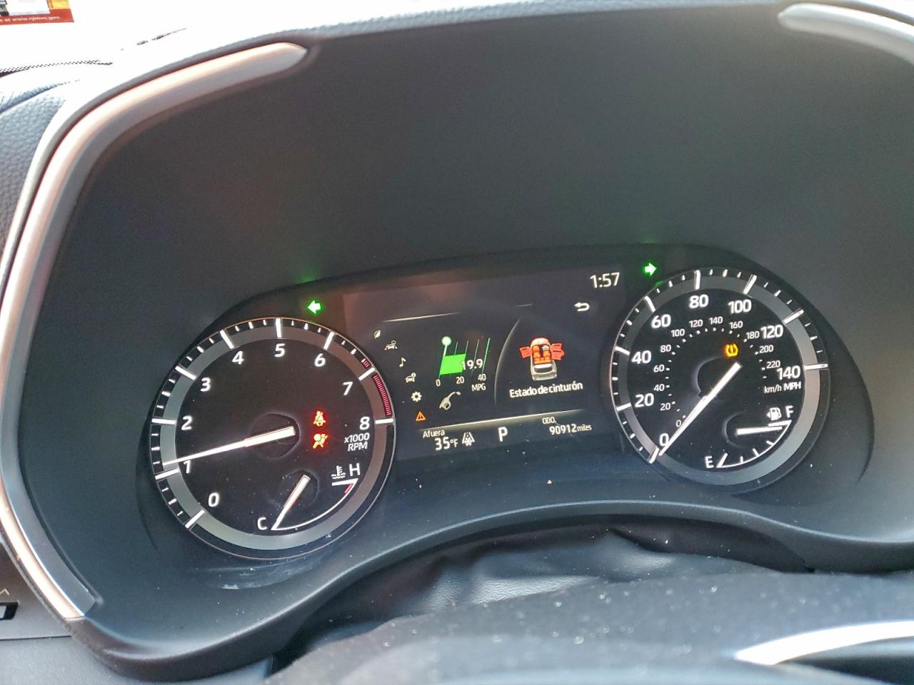 2020 TOYOTA HIGHLANDER XLE photo 9