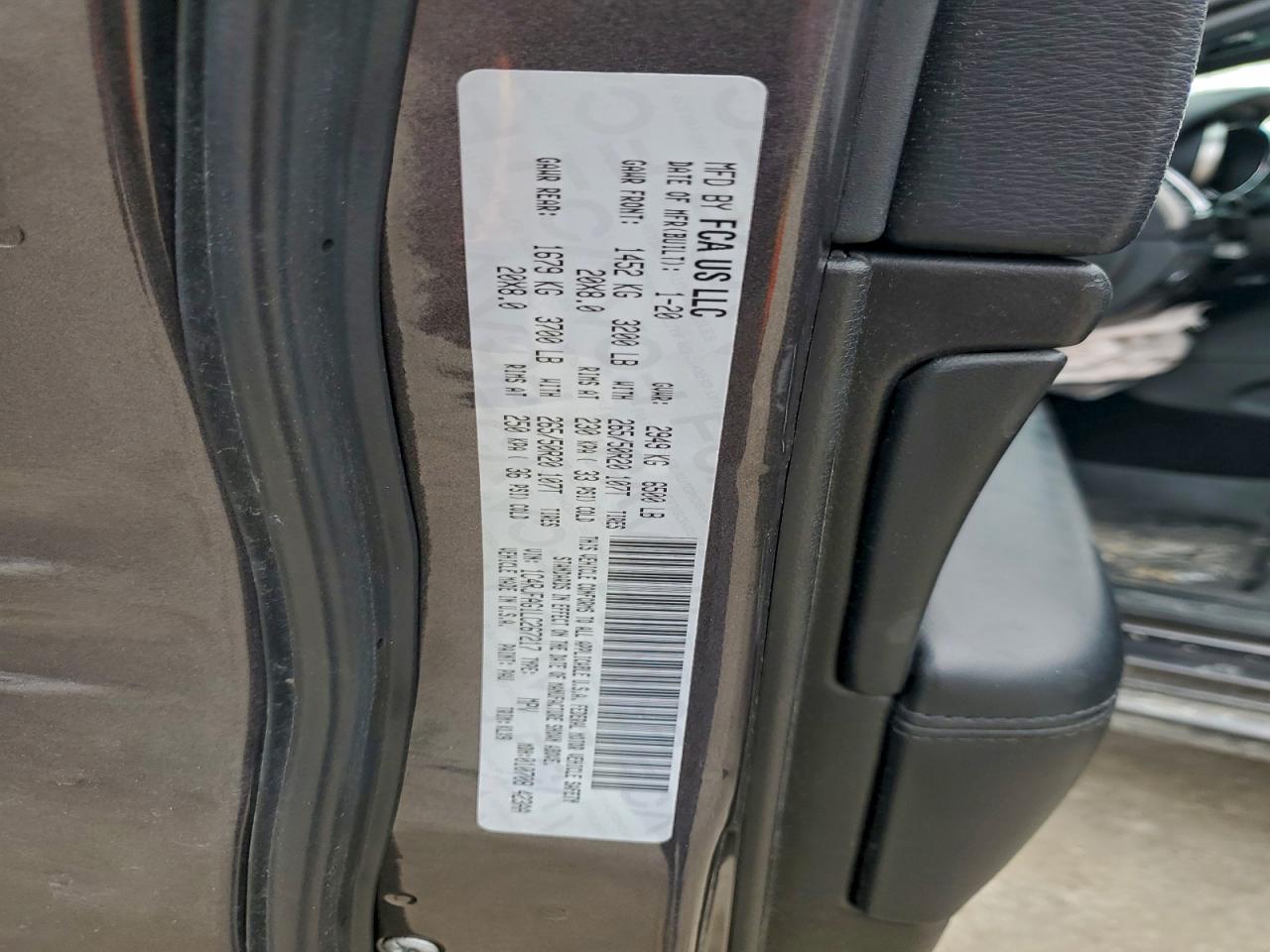2020 JEEP GRAND CHEROKEE LAREDO photo 12