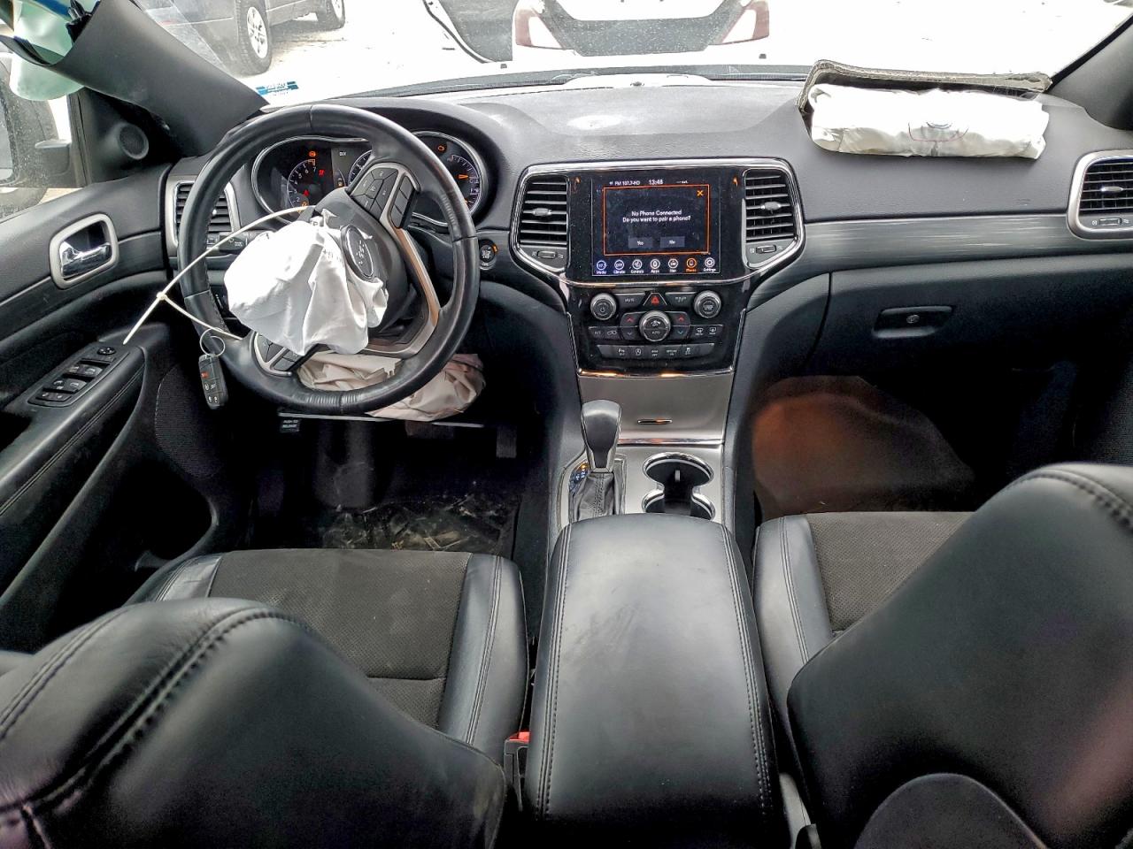 2020 JEEP GRAND CHEROKEE LAREDO photo 8