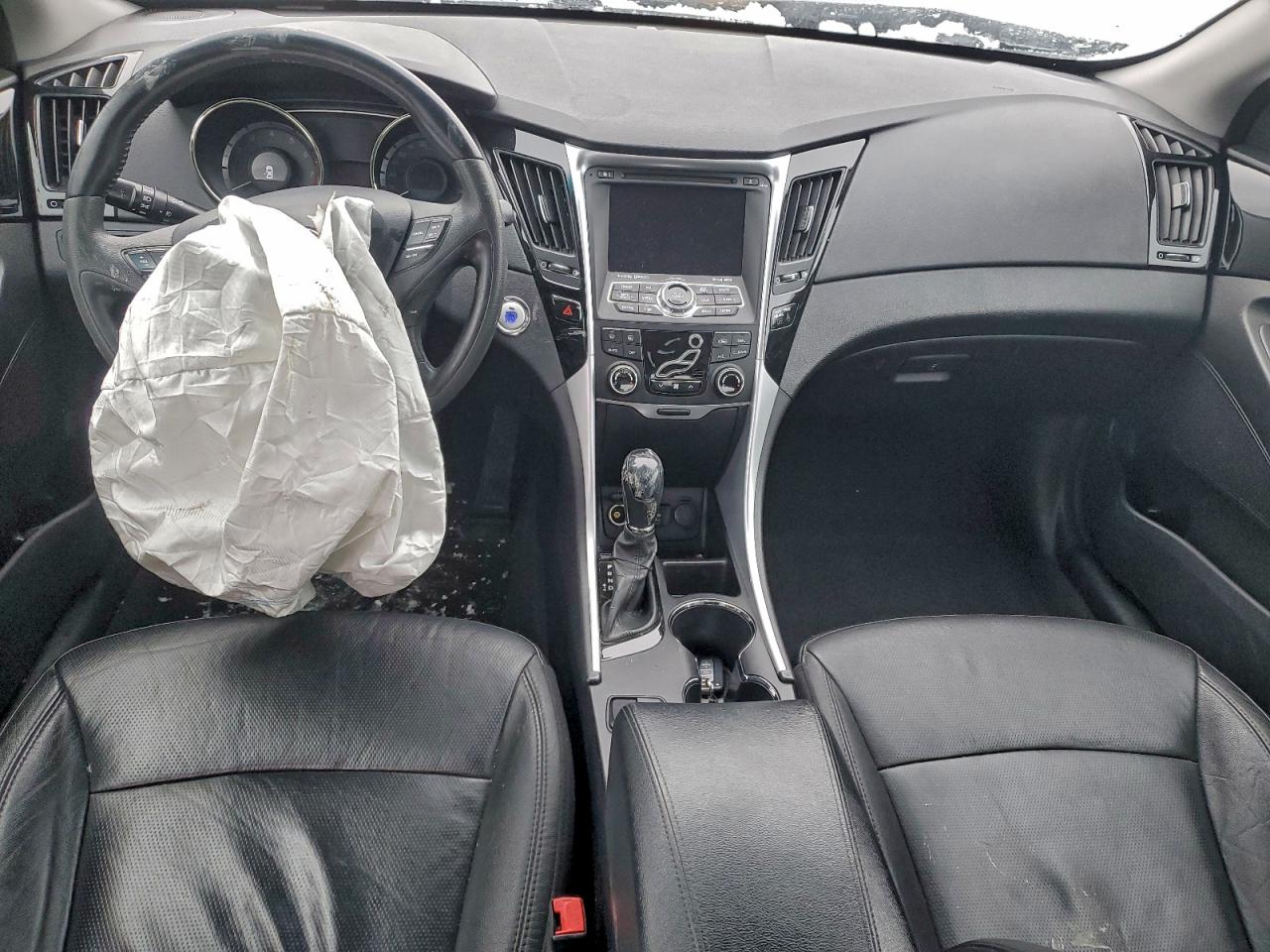 2013 HYUNDAI SONATA SE photo 8
