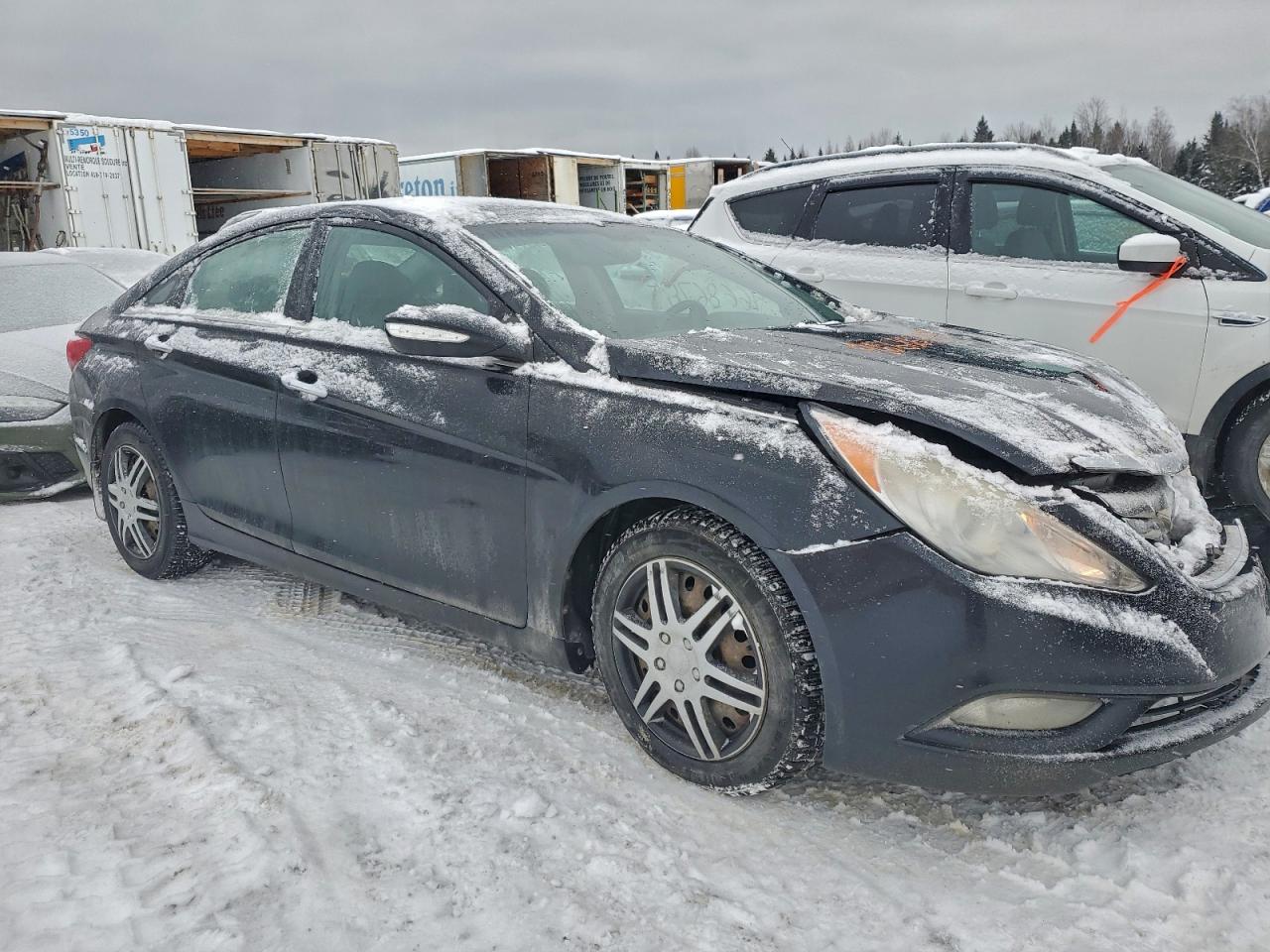 2013 HYUNDAI SONATA SE photo 4