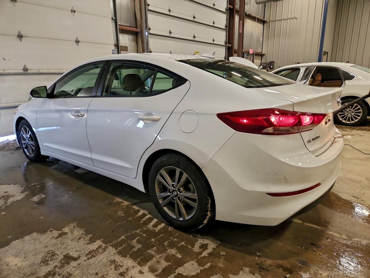 2018 HYUNDAI ELANTRA SEL photo 2