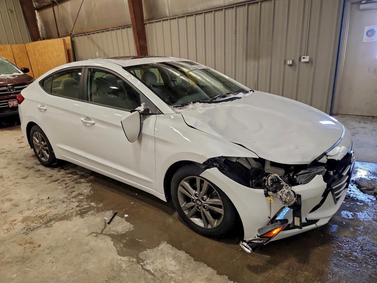 2018 HYUNDAI ELANTRA SEL photo 4
