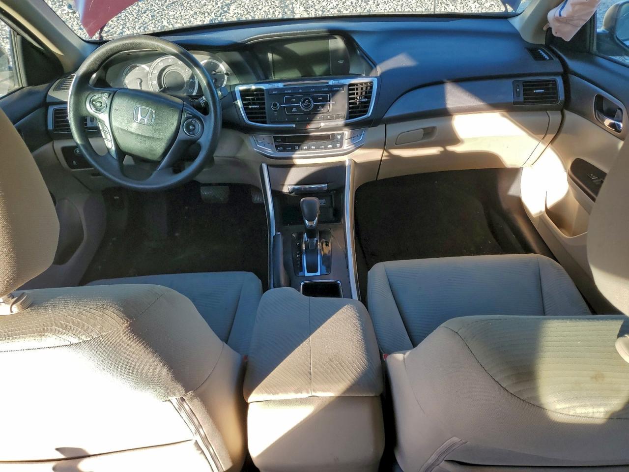 2015 HONDA ACCORD LX photo 8
