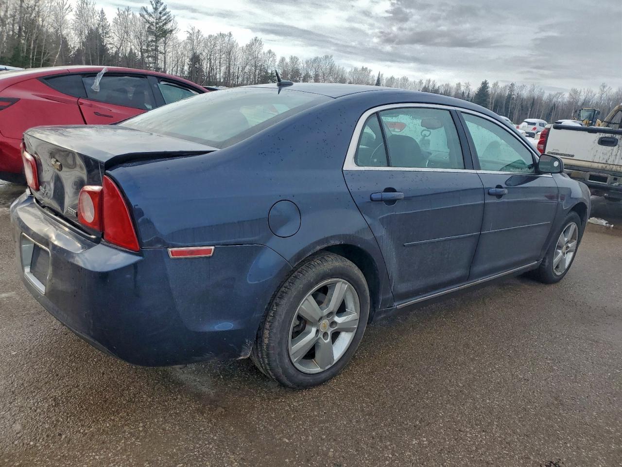 2011 CHEVROLET MALIBU 2LT photo 3