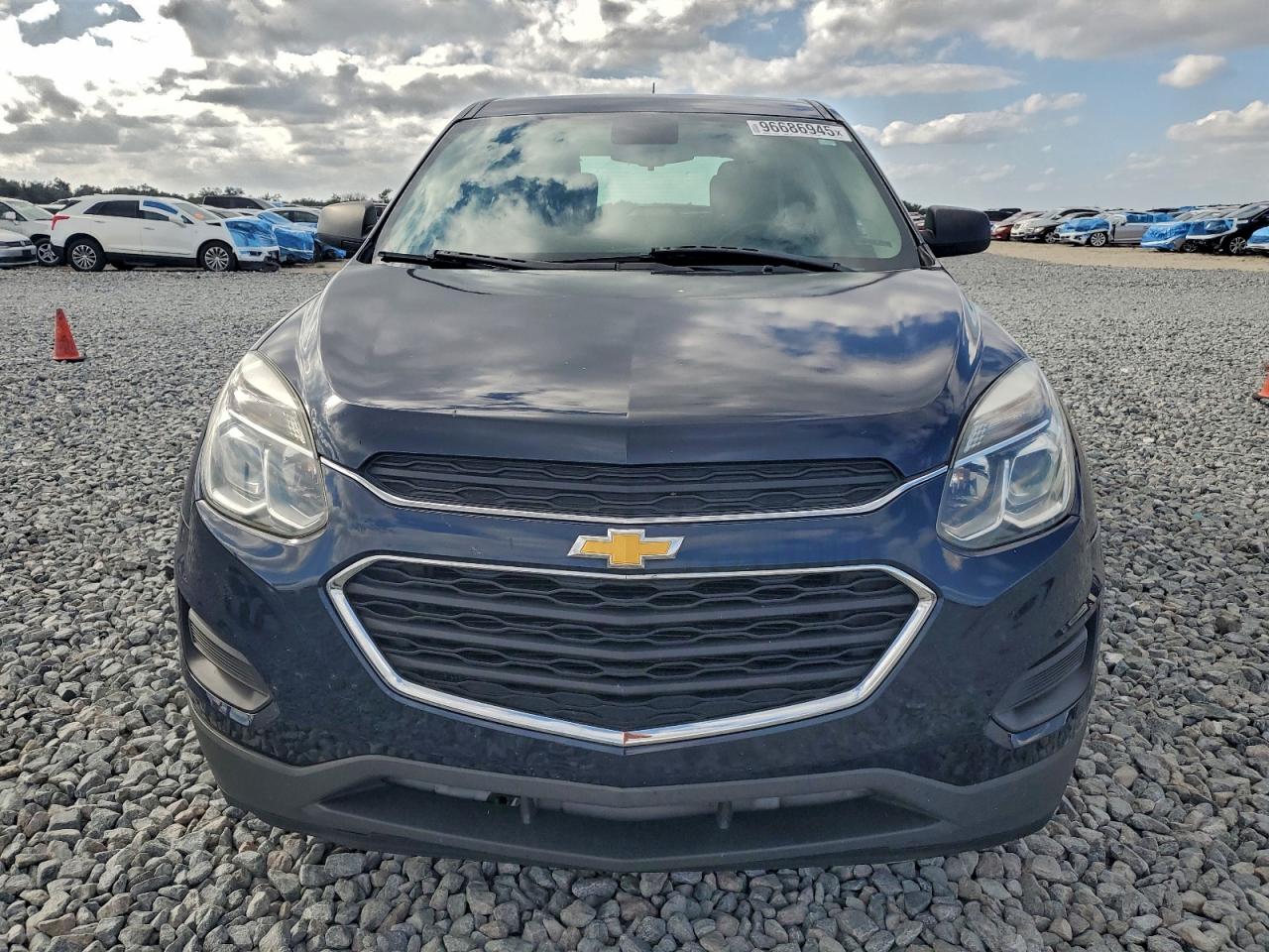 2017 CHEVROLET EQUINOX LS photo 5