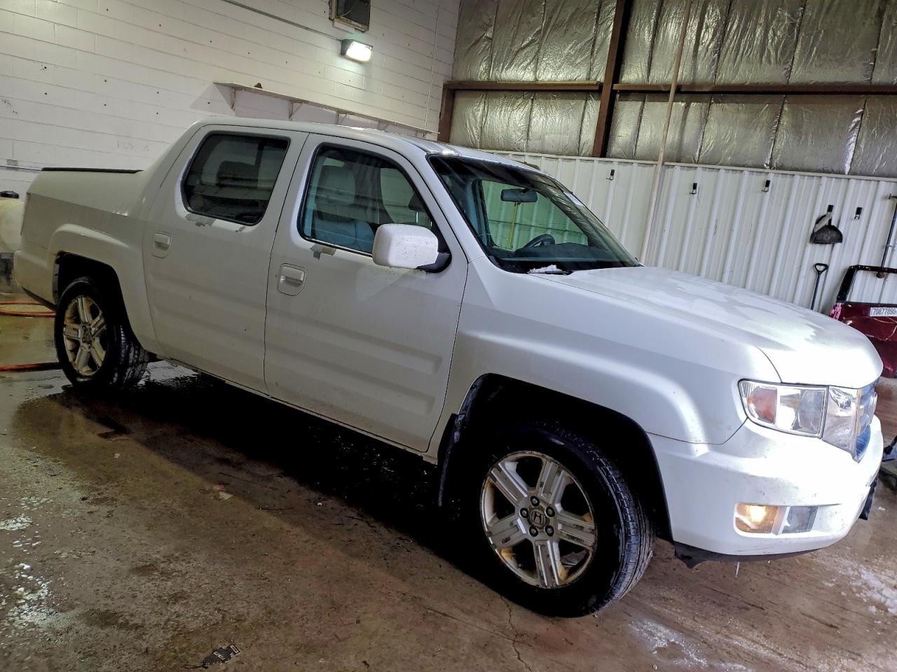 2011 HONDA RIDGELINE RTL photo 4