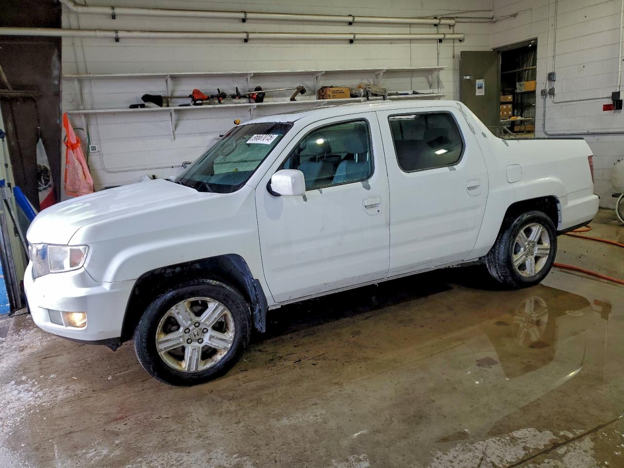 2011 HONDA RIDGELINE
