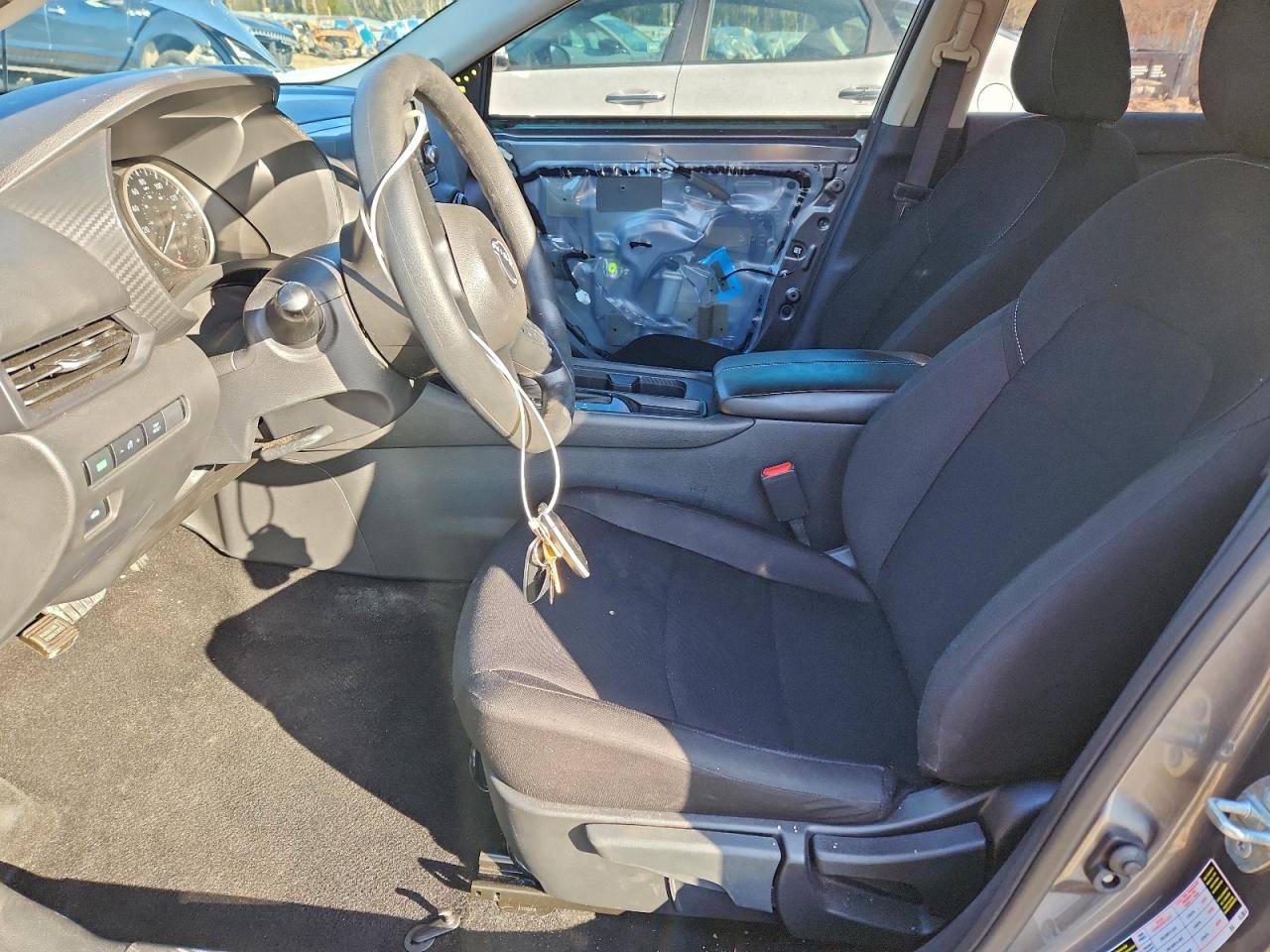 2025 NISSAN SENTRA S photo 7