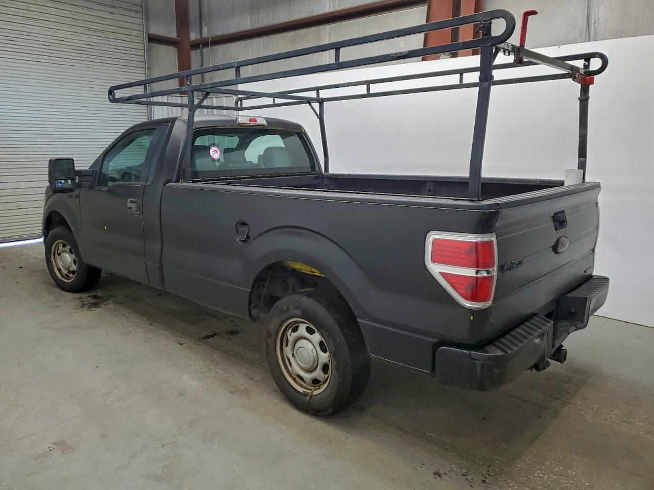2011 FORD F150 photo 2