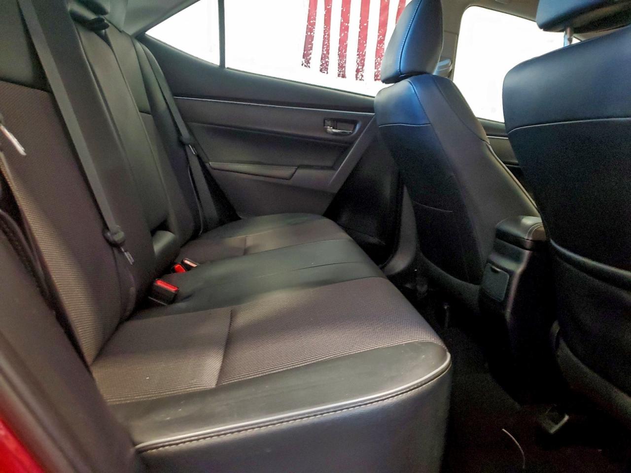 2015 TOYOTA COROLLA L photo 10