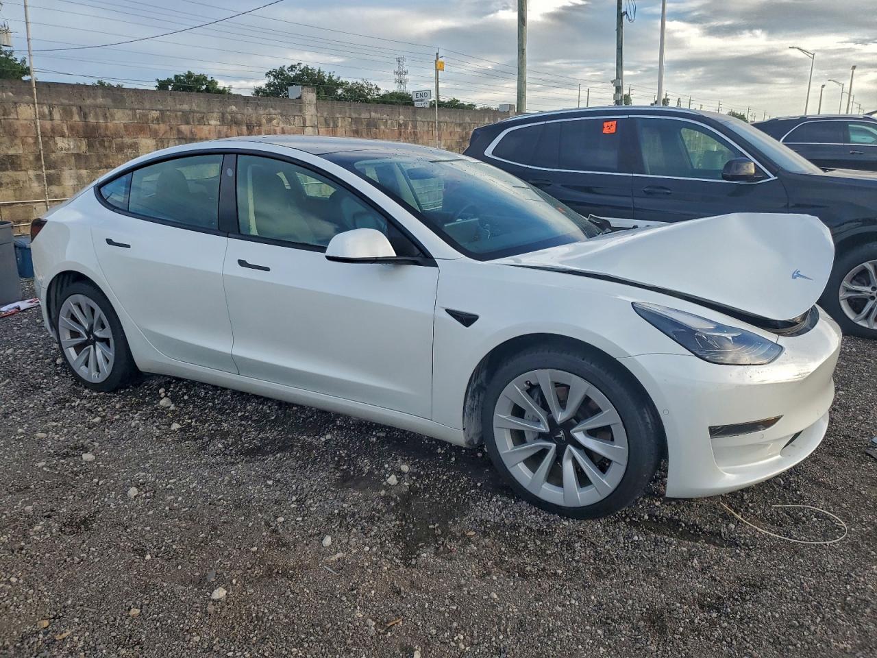 2022 TESLA MODEL 3 photo 7
