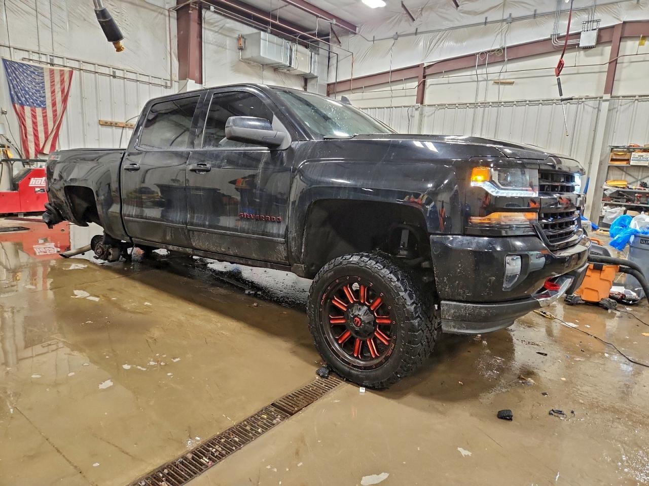 2016 CHEVROLET SILVERADO K1500 LT photo 4