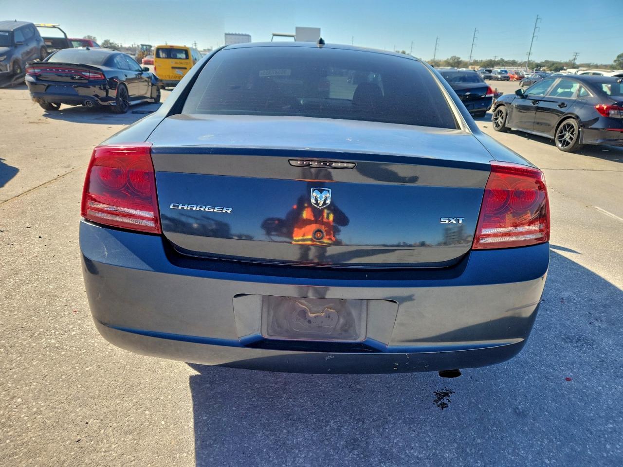 2008 DODGE CHARGER SXT photo 6