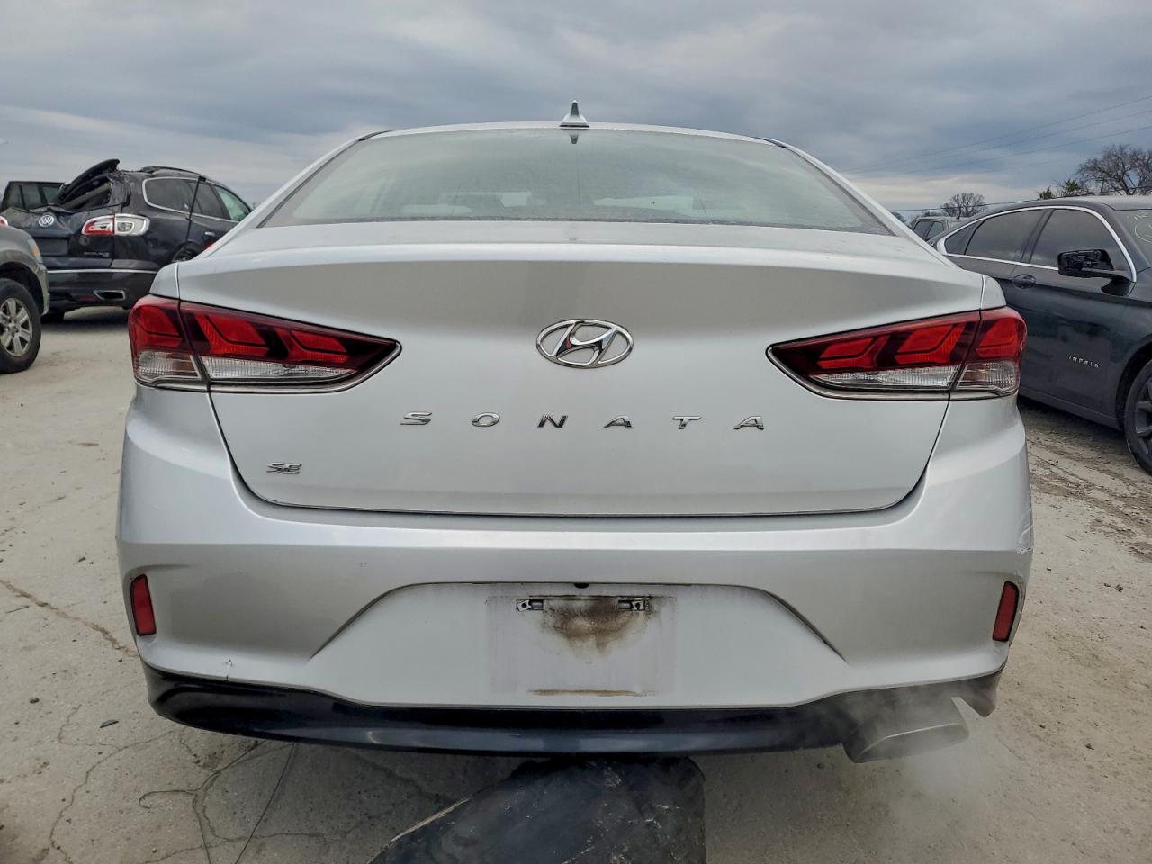 2018 HYUNDAI SONATA SE photo 6