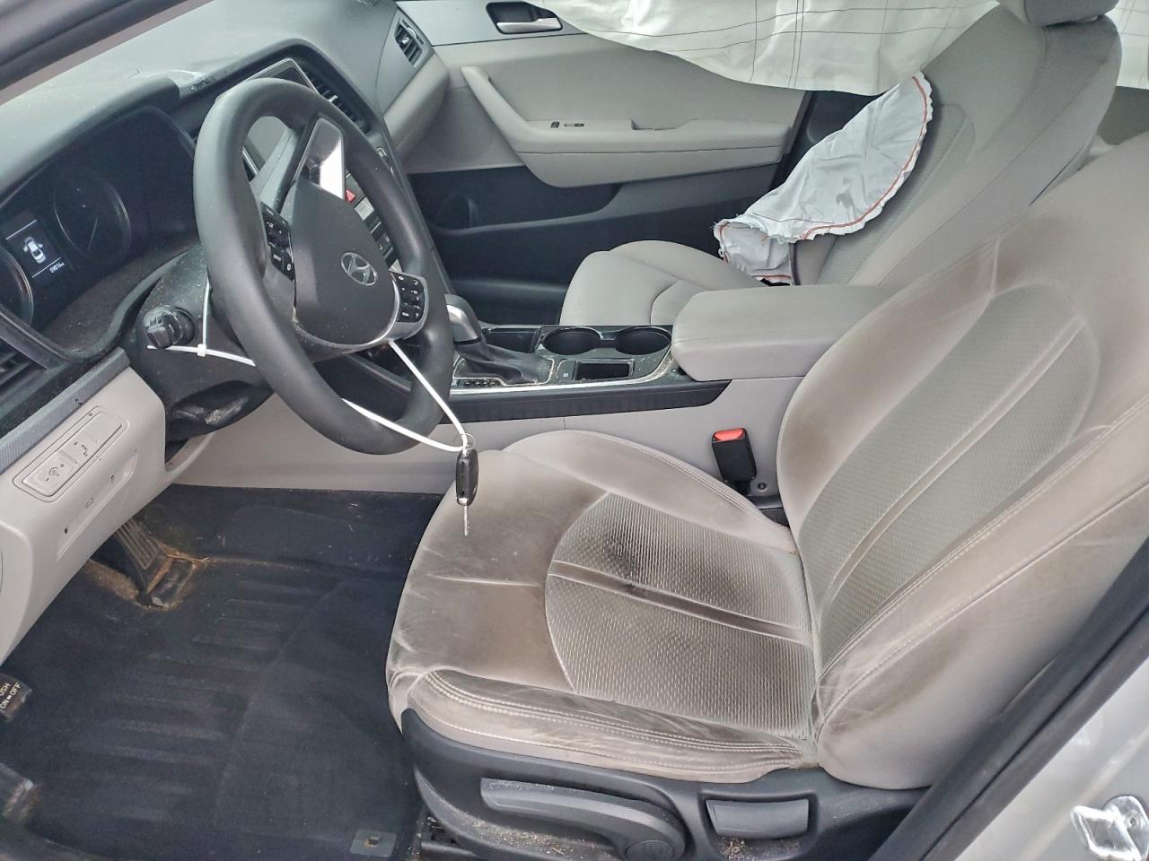 2018 HYUNDAI SONATA SE photo 7