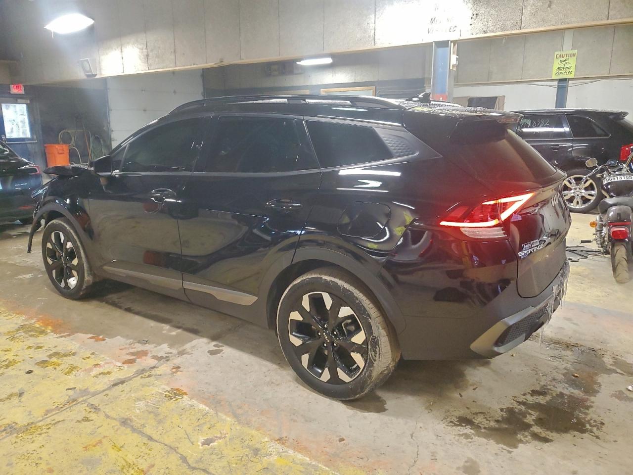 2023 KIA SPORTAGE X LINE photo 2