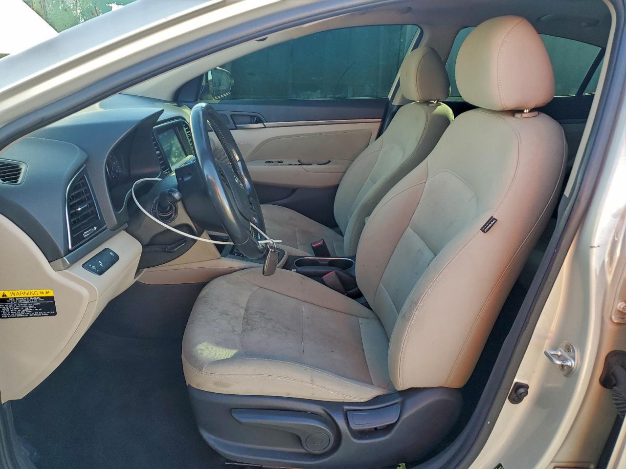 2018 HYUNDAI ELANTRA SEL photo 7