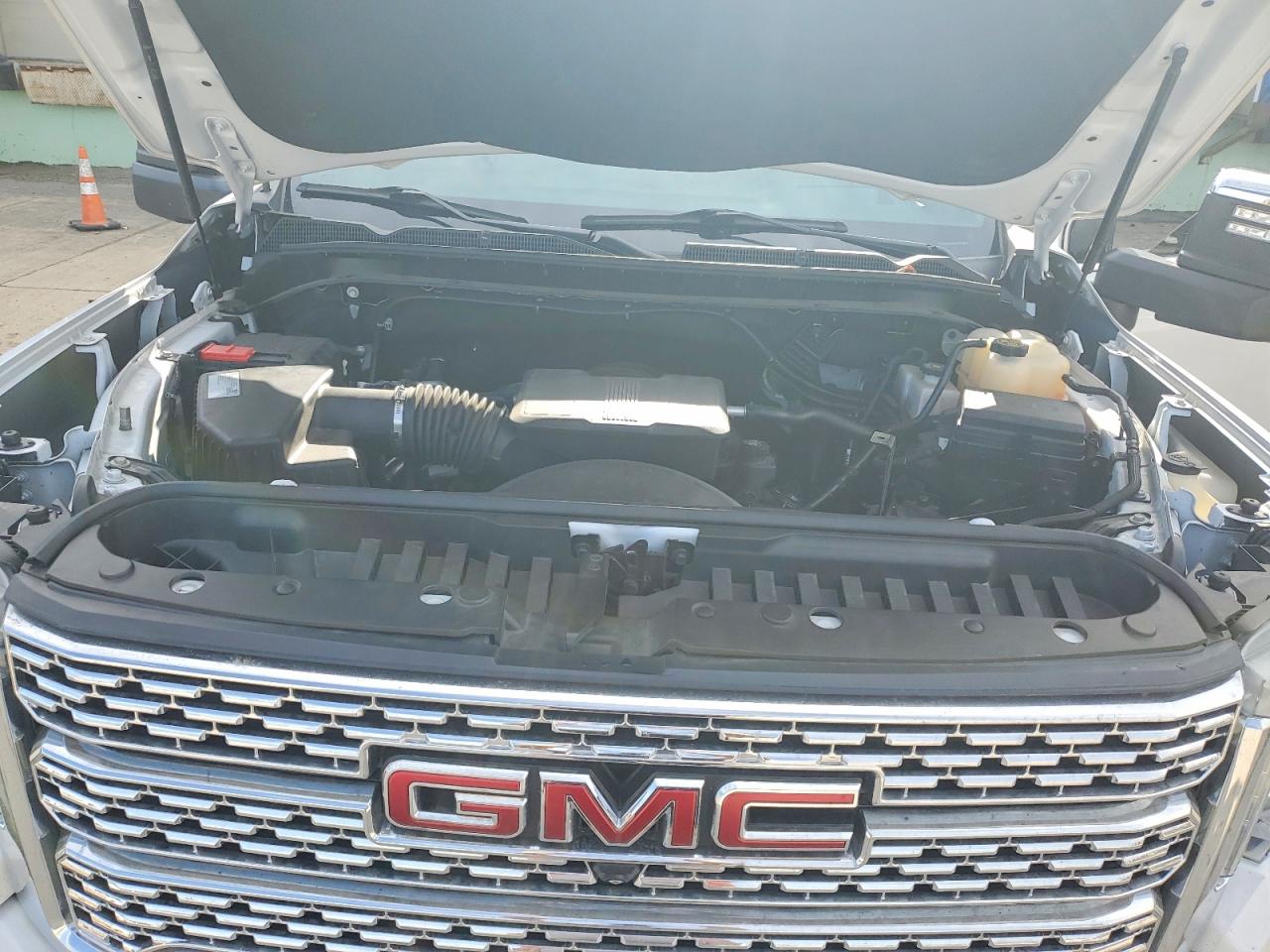 2021 GMC SIERRA K2500 DENALI photo 12