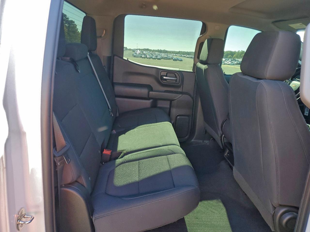 2021 CHEVROLET SILVERADO C1500 CUSTOM photo 10