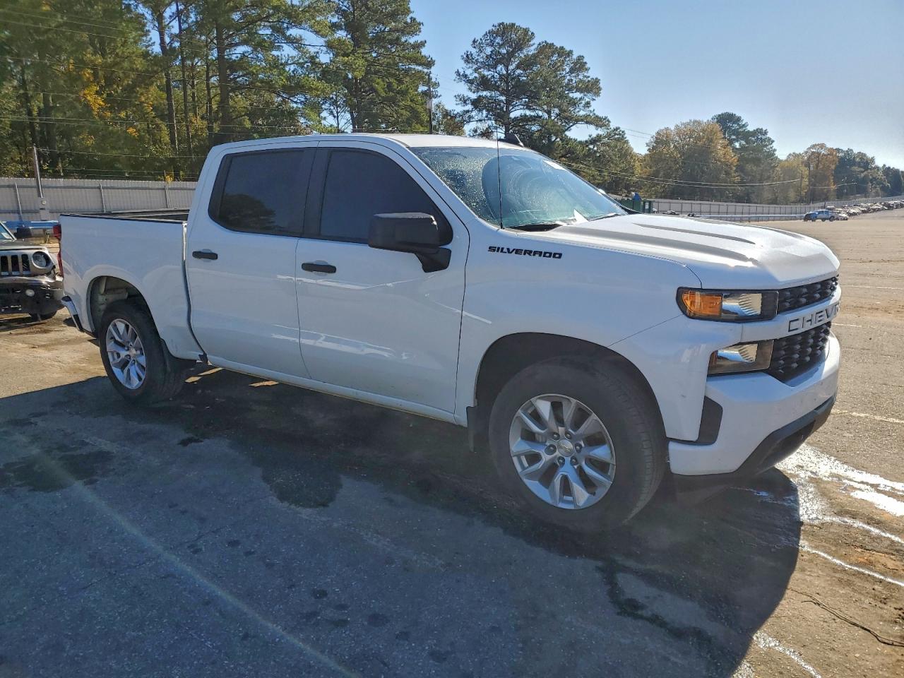 2021 CHEVROLET SILVERADO C1500 CUSTOM photo 4