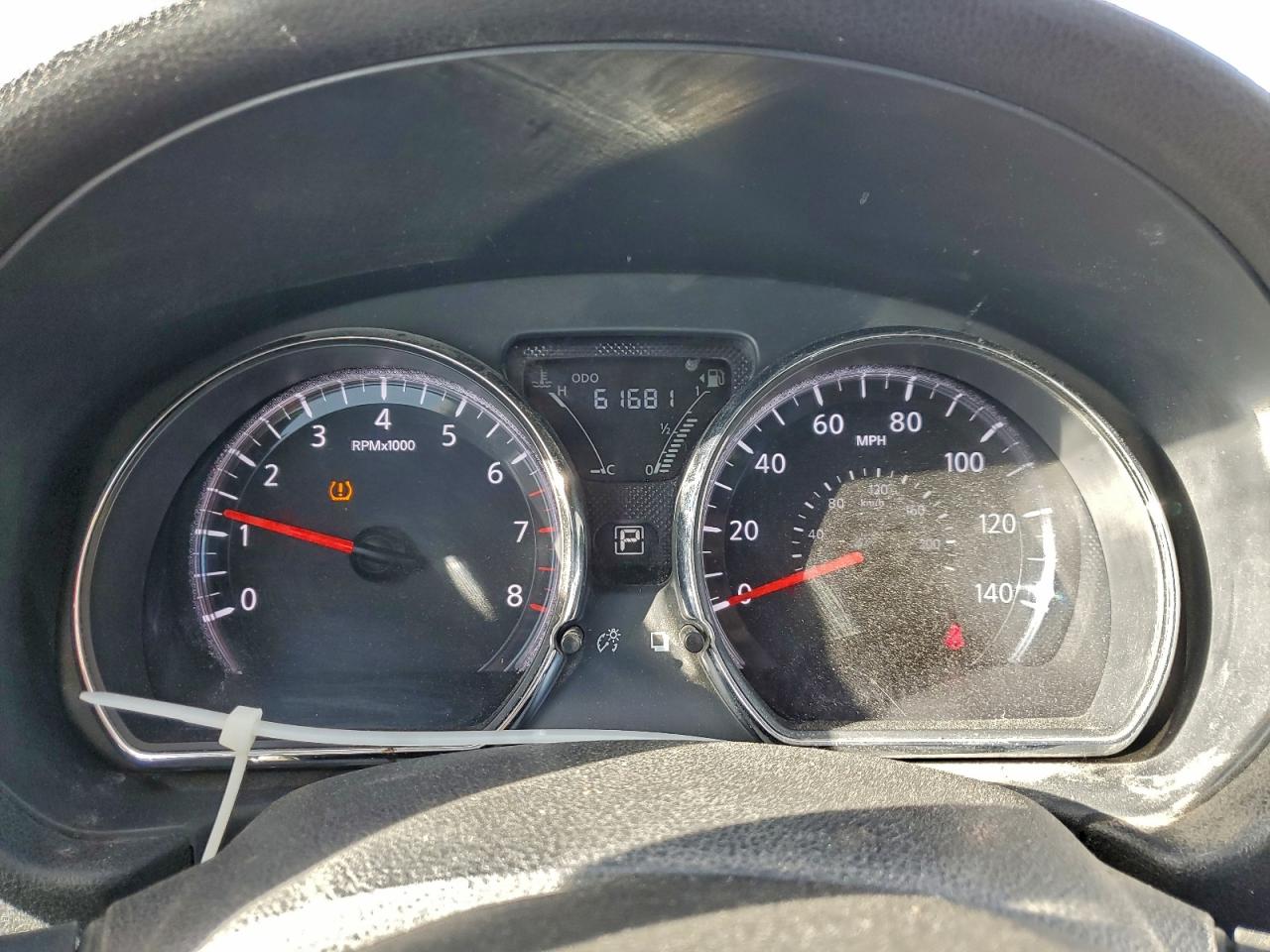 2019 NISSAN VERSA S photo 9