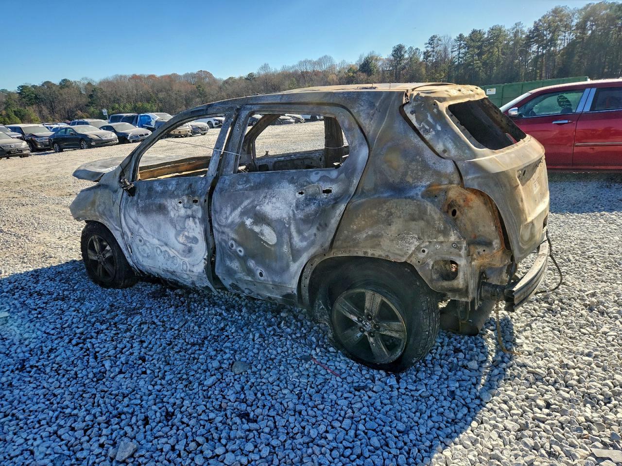 2019 CHEVROLET TRAX LS photo 2
