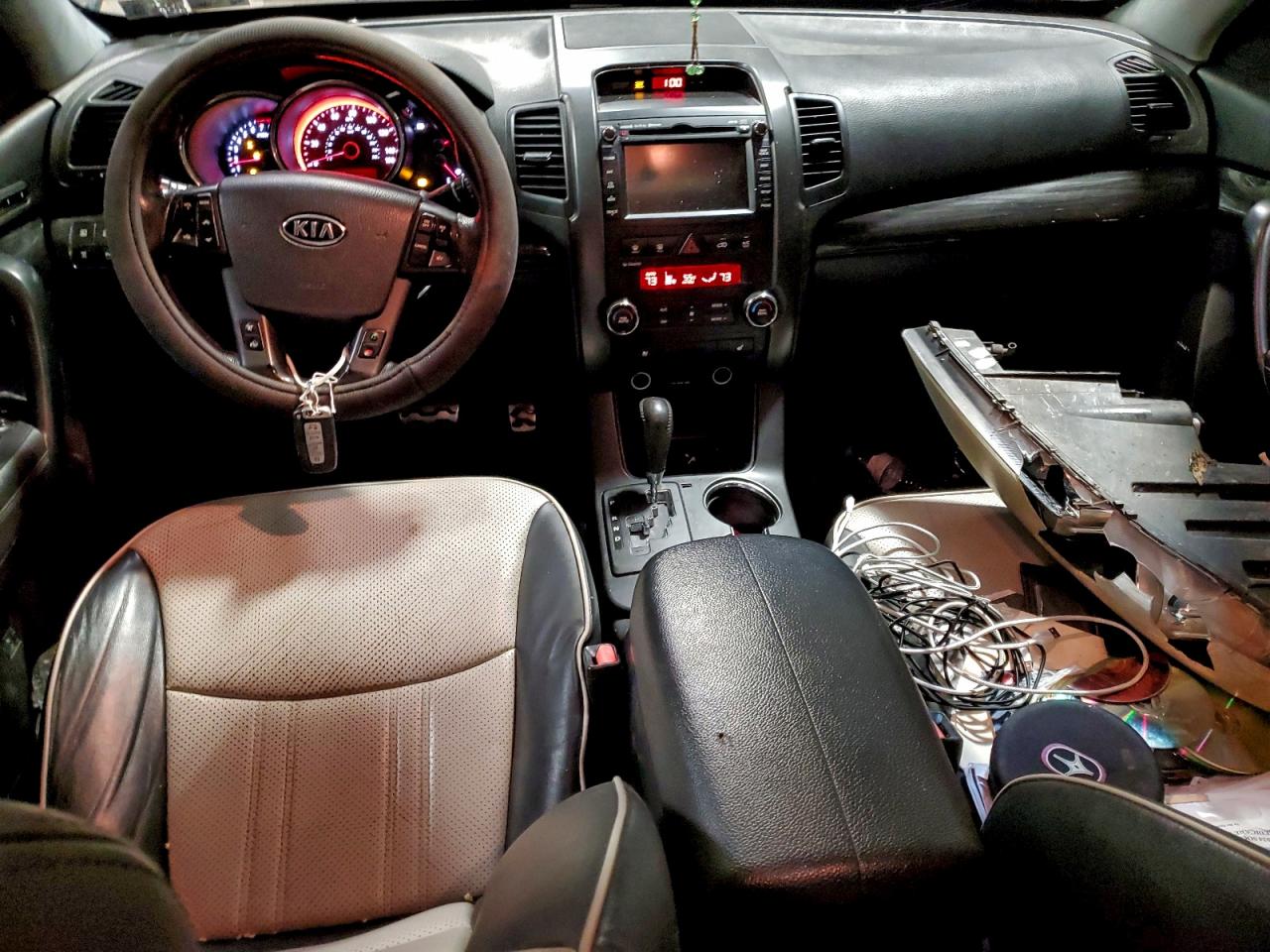 2012 KIA SORENTO SX photo 8