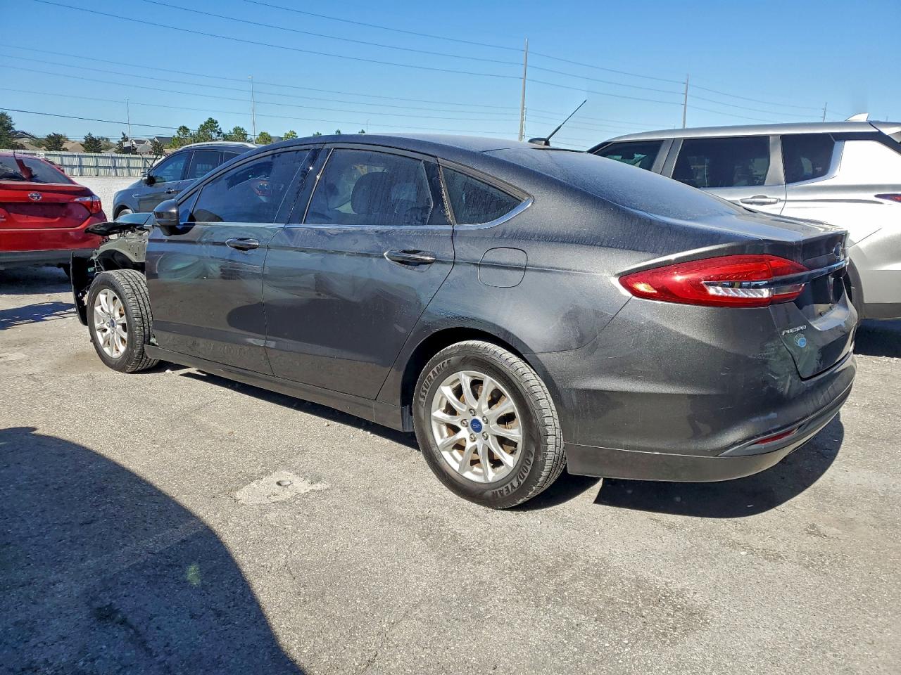 2018 FORD FUSION S photo 2