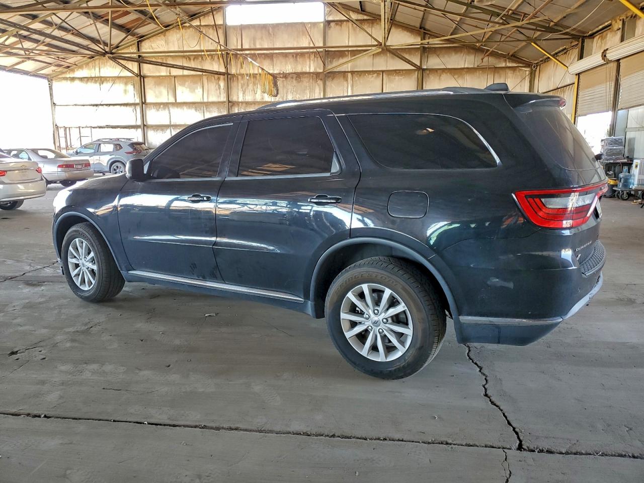 2019 DODGE DURANGO SXT photo 2